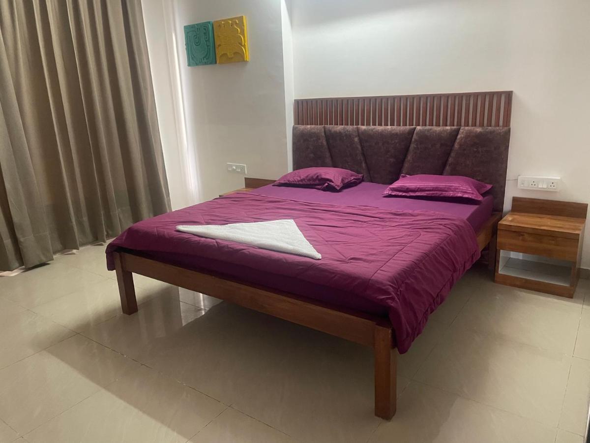 Royal Nest Premium Hotel Pune Bagian luar foto