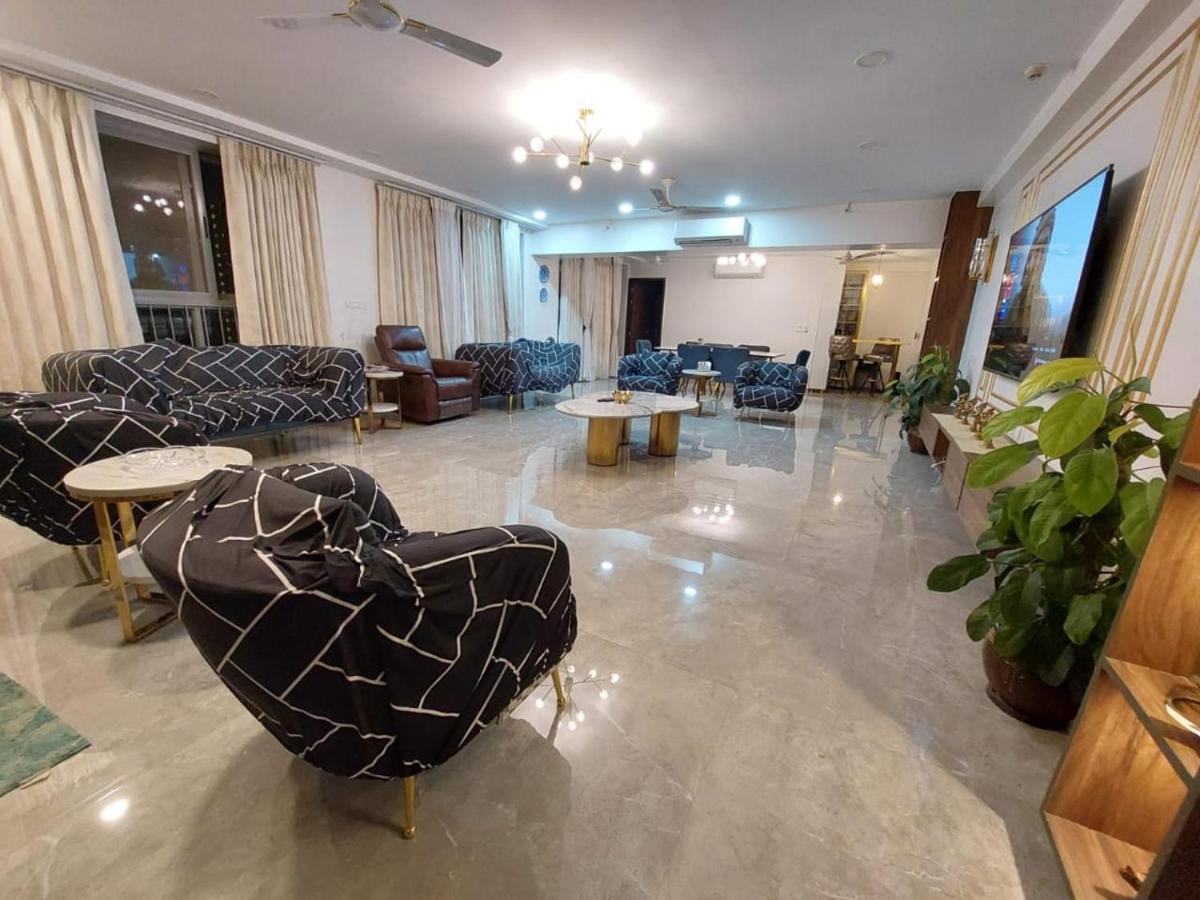 Royal Nest Premium Hotel Pune Bagian luar foto