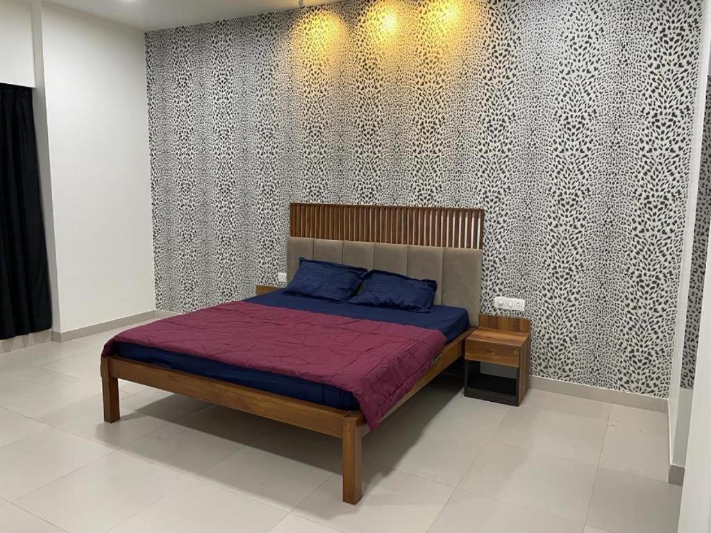 Royal Nest Premium Hotel Pune Bagian luar foto