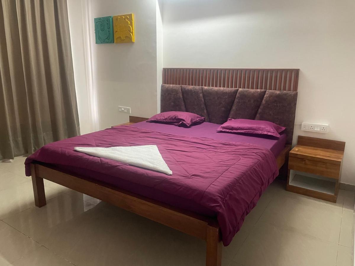Royal Nest Premium Hotel Pune Bagian luar foto