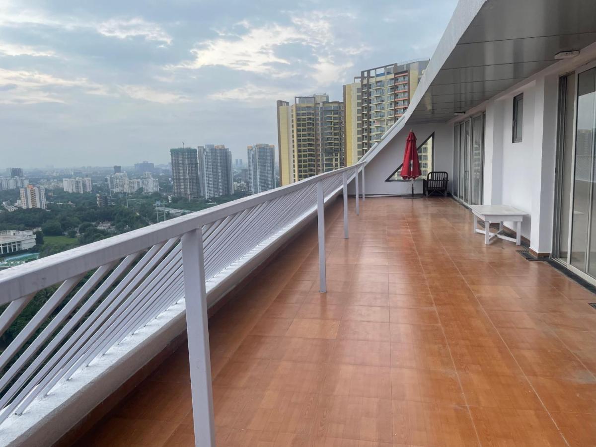 Royal Nest Premium Hotel Pune Bagian luar foto