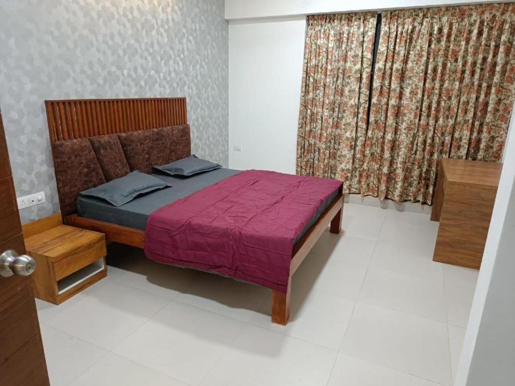Royal Nest Premium Hotel Pune Bagian luar foto