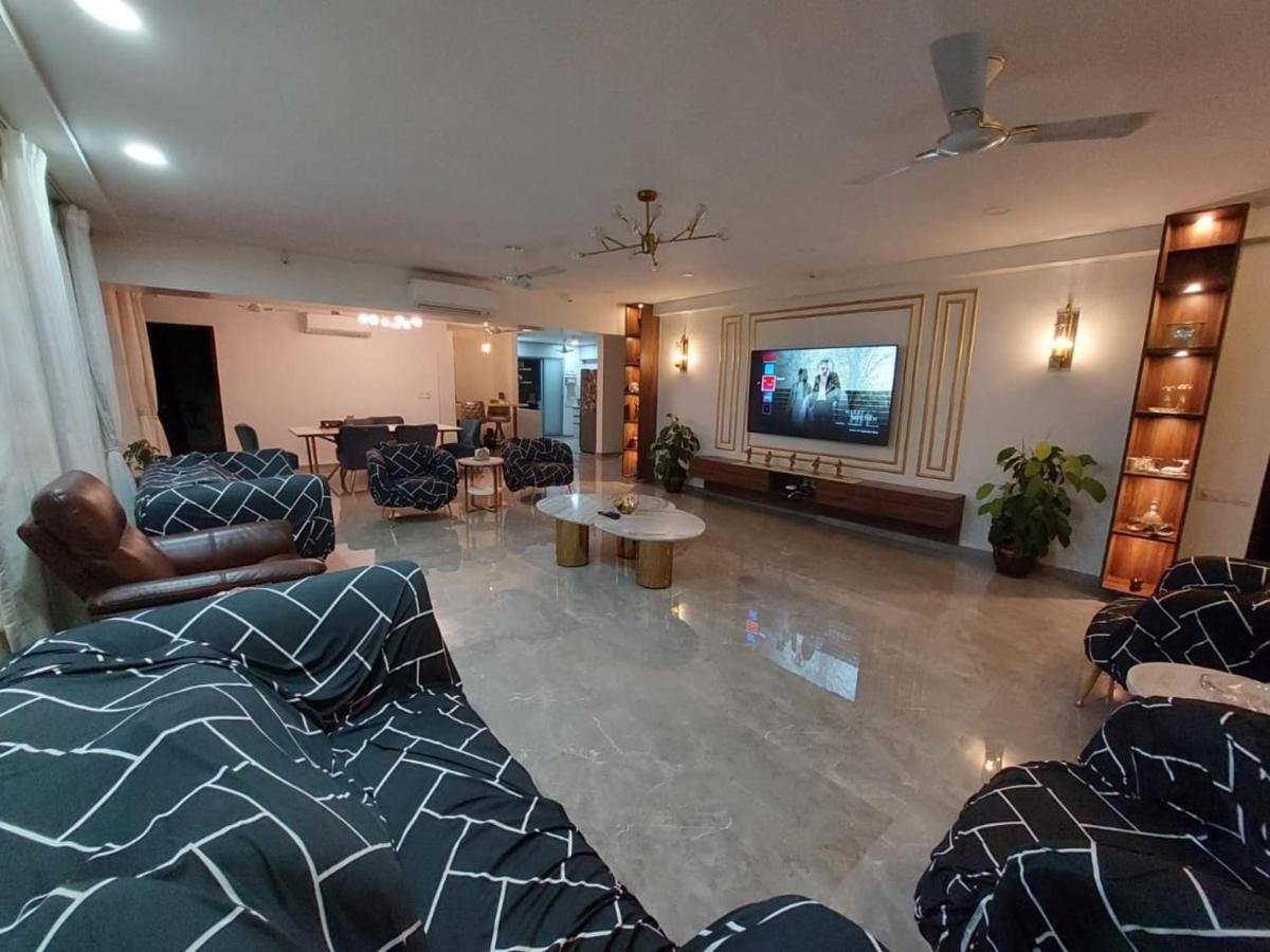 Royal Nest Premium Hotel Pune Bagian luar foto