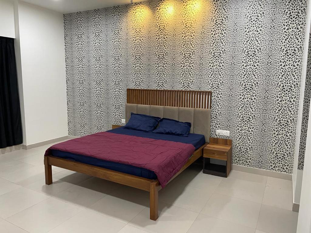 Royal Nest Premium Hotel Pune Bagian luar foto