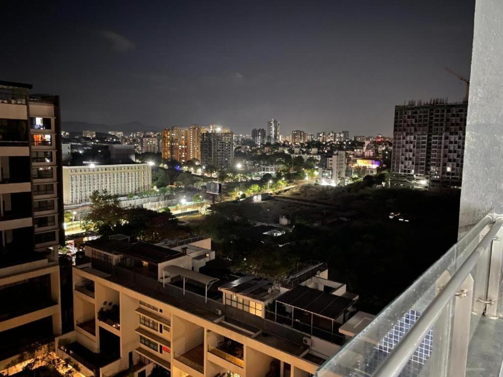 Royal Nest Premium Hotel Pune Bagian luar foto